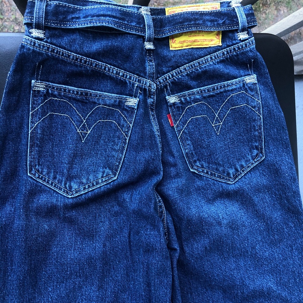 Rare y2k “Levi’s red” High-waisted baggy wide leg blue jeans with belt - Picture 7 of 9